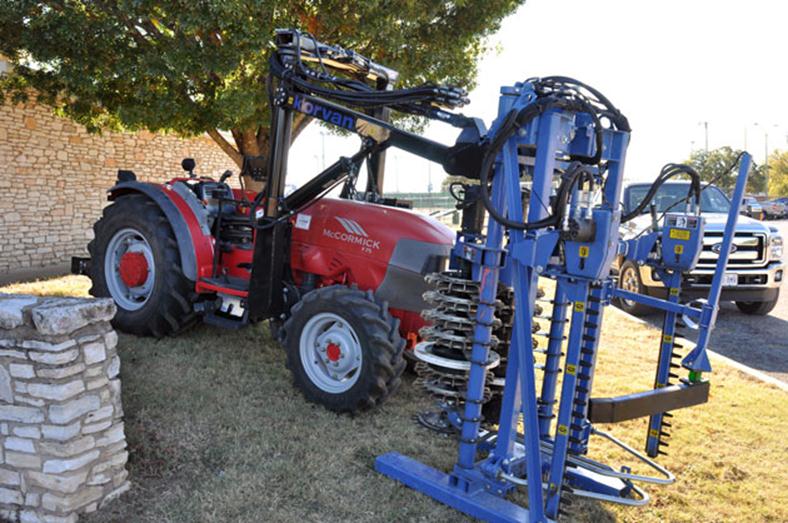 vineyard equipment on display at 2010 TWGGA Grape Camp